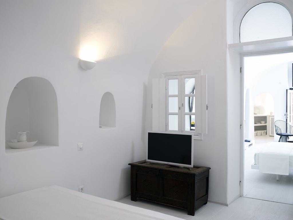 1864 The Sea Captain'S House Oia  Room photo