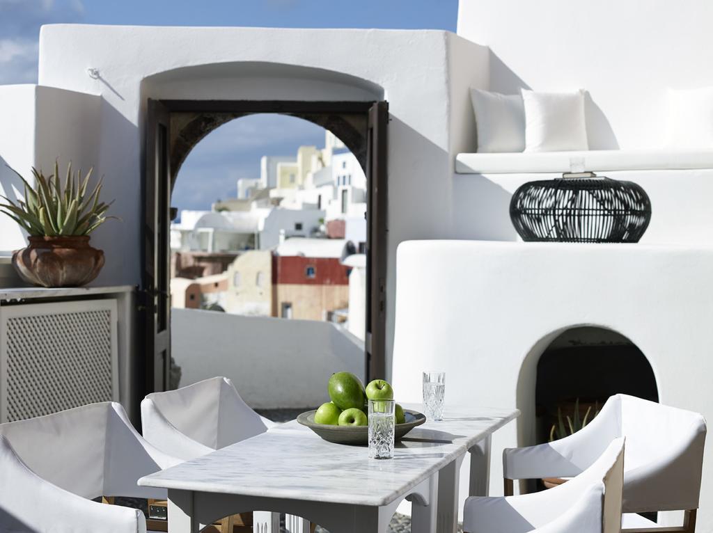 1864 The Sea Captain'S House Oia  Room photo